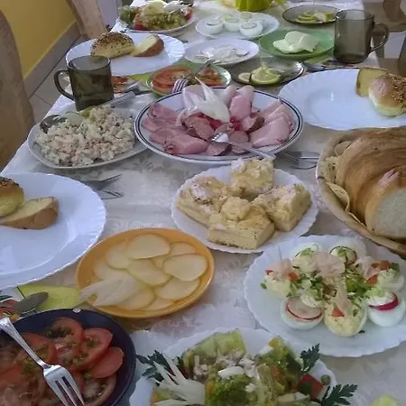 Na Dolinie *